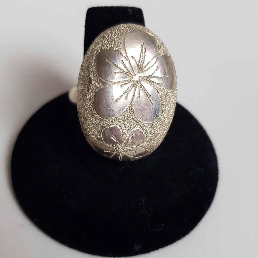 Sterling Silver Flower Statement Ring - image 1